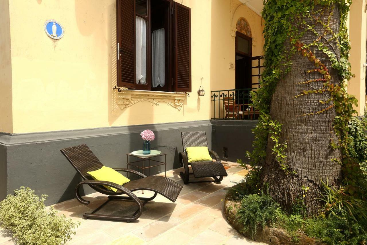 Villa Elide Вико Екуензе Екстериор снимка