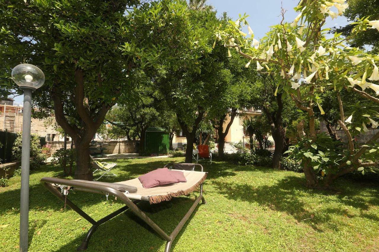Villa Elide Вико Екуензе Екстериор снимка